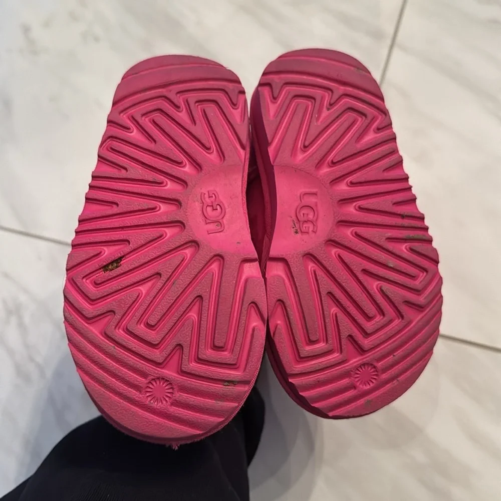 Pink Ugg Classic Kids Boot
